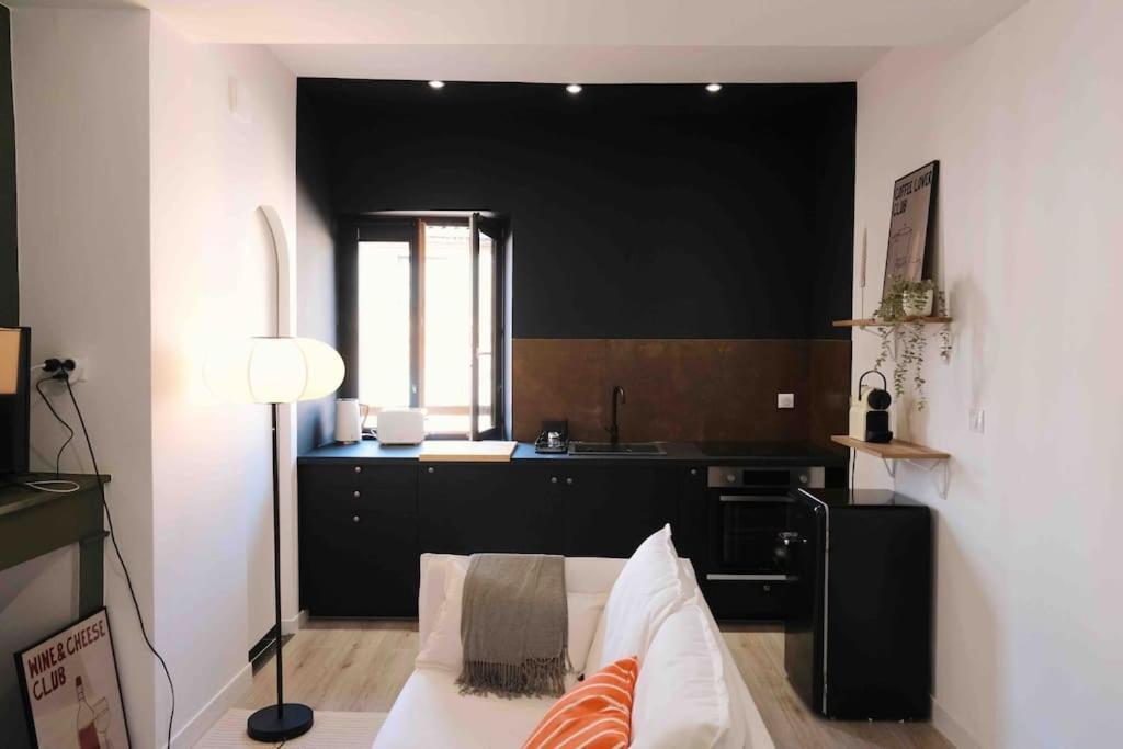 Le 23, Cocon Dans Le Centre Historique Apartment Montauban Exterior photo
