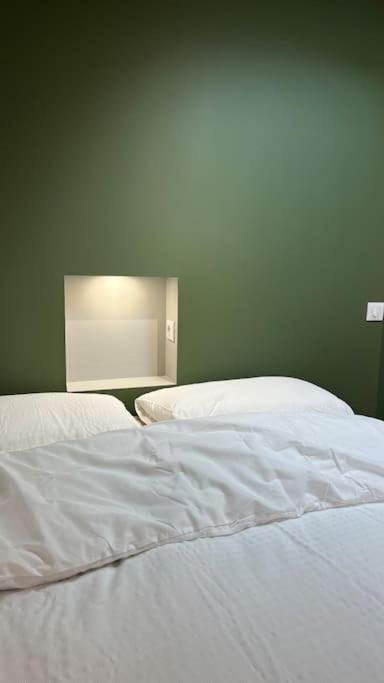 Le 23, Cocon Dans Le Centre Historique Apartment Montauban Exterior photo
